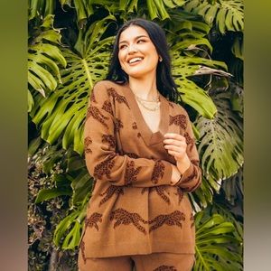 Show Me Your Mumu Gilligan Sweater Jumping Cheetah Print